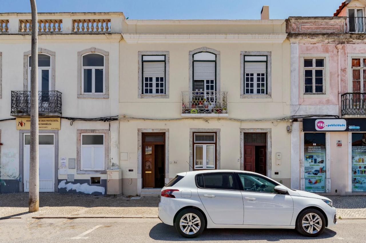 Garrett House Apartment Сетубал Екстериор снимка